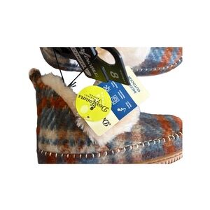 Dearfoams Women's Plaid Slippers with Cream Lining